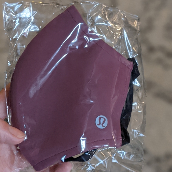 lululemon athletica Accessories - LULULEMON DOUBLE STRAP FACEMASK PLUMFUL